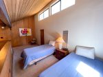 Mammoth Condo Rental Arrowhead 4: Loft has 2 twin beds